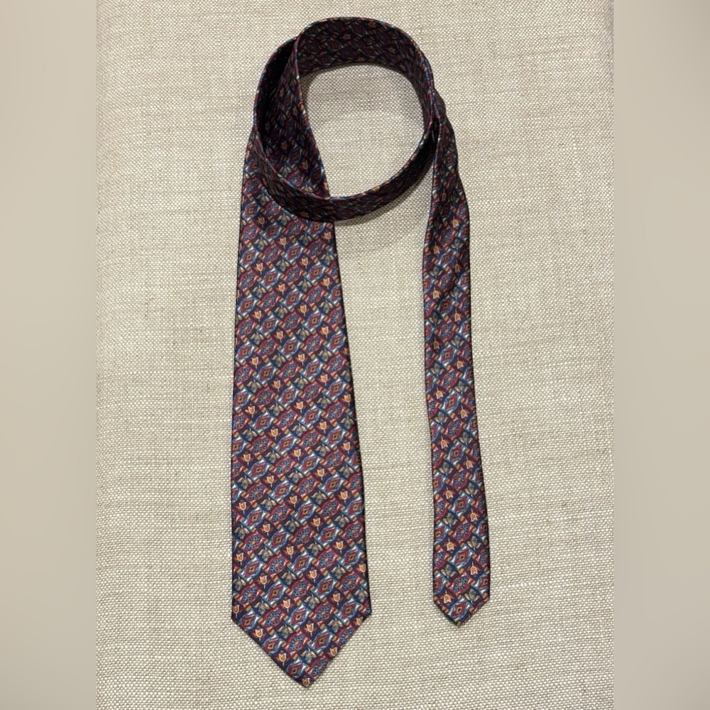 Essex Tulips Tie